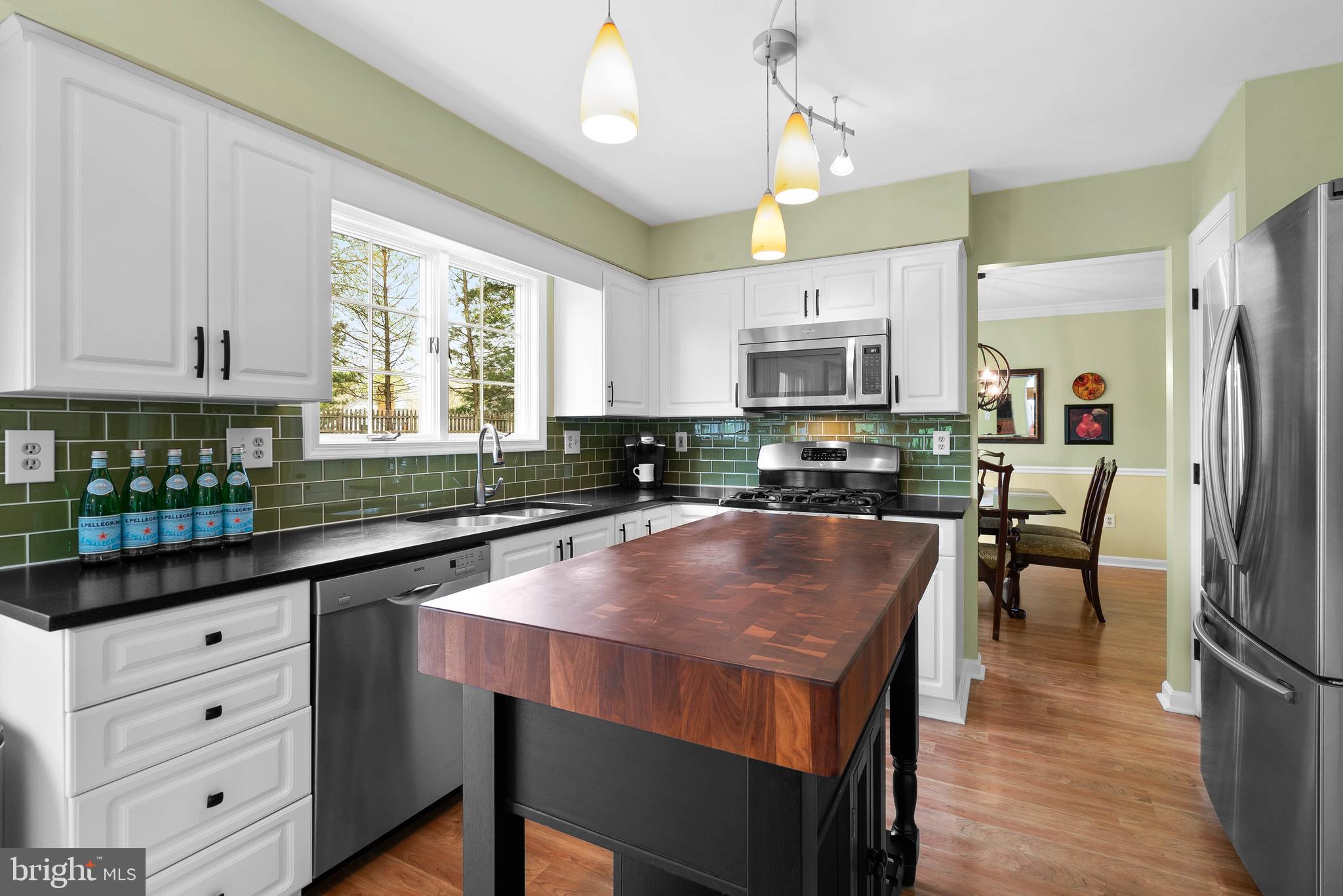 MOUNT HEBRON - Residential