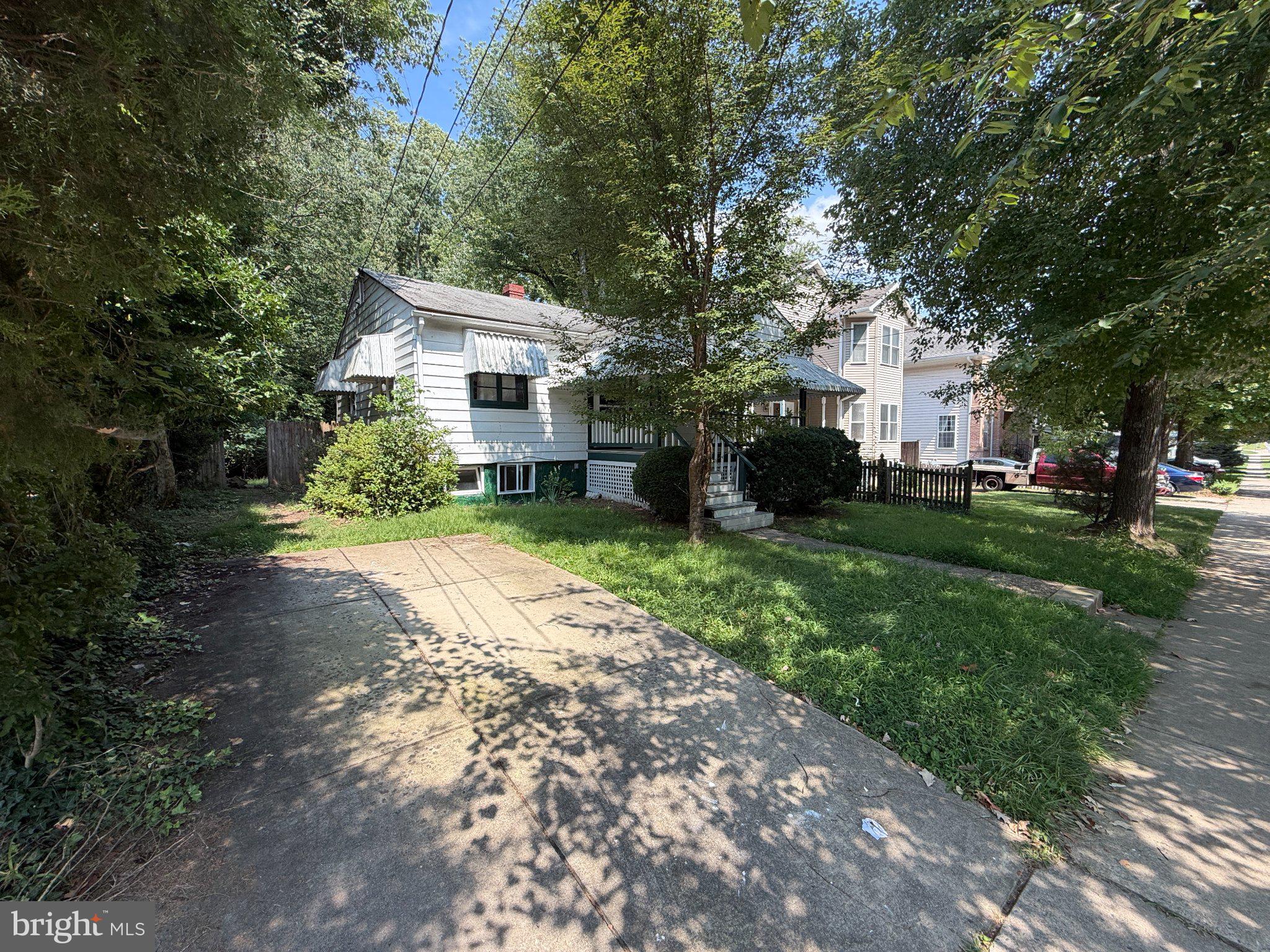 521 BEALL AVENUE