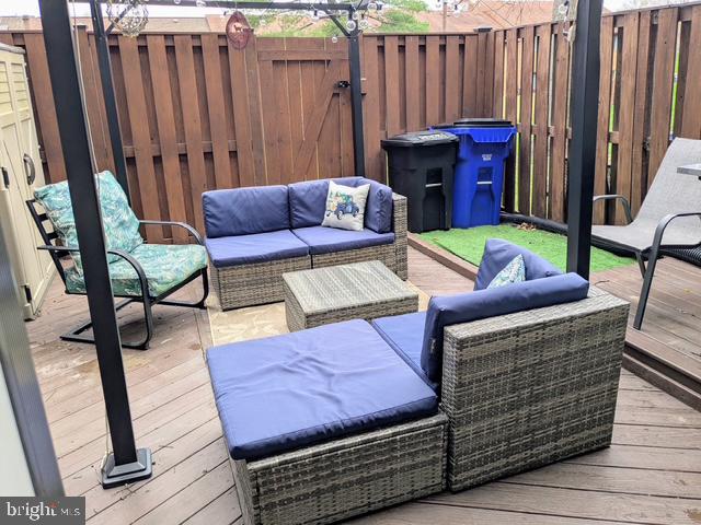 MONTGOMERY WOODS - Residential