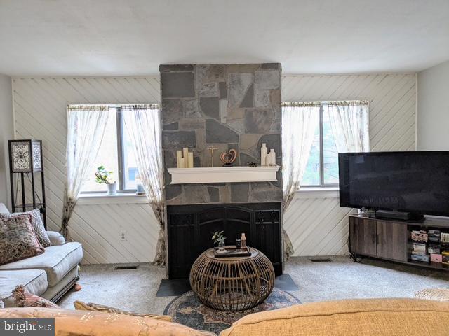 MONTGOMERY WOODS - Residential