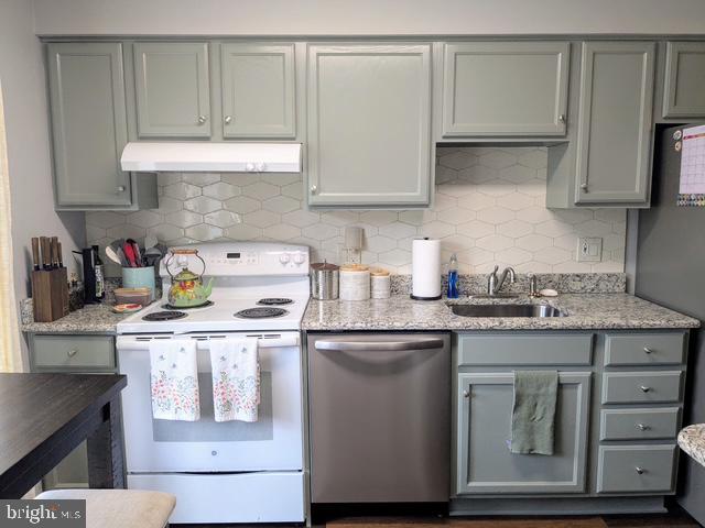 MONTGOMERY WOODS - Residential