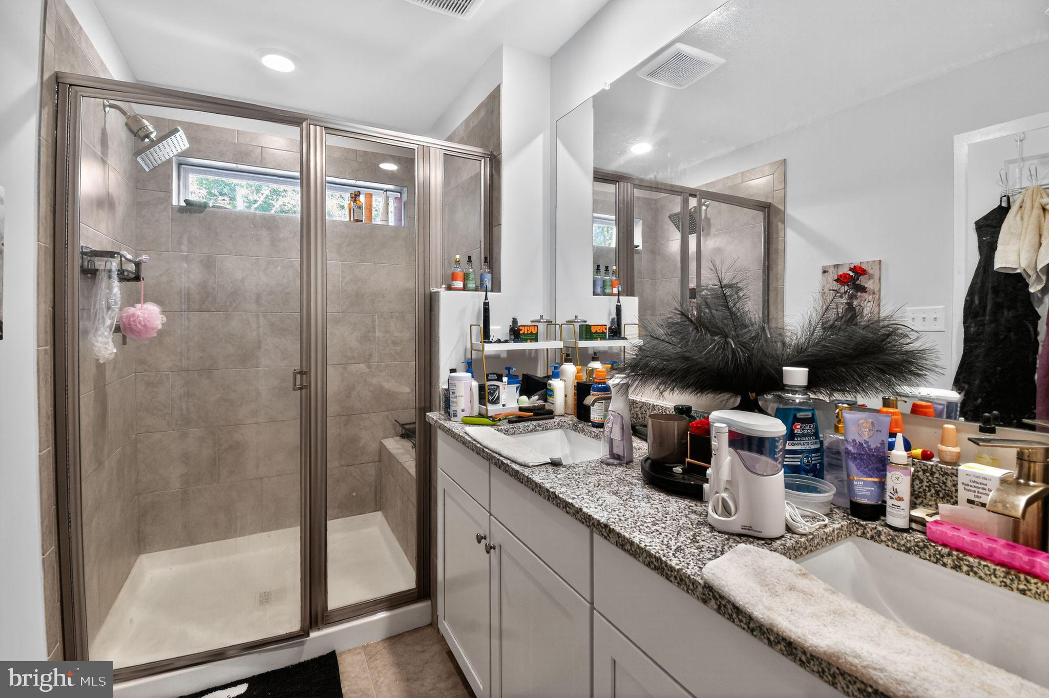 BRYANS ROAD - Residential Lease