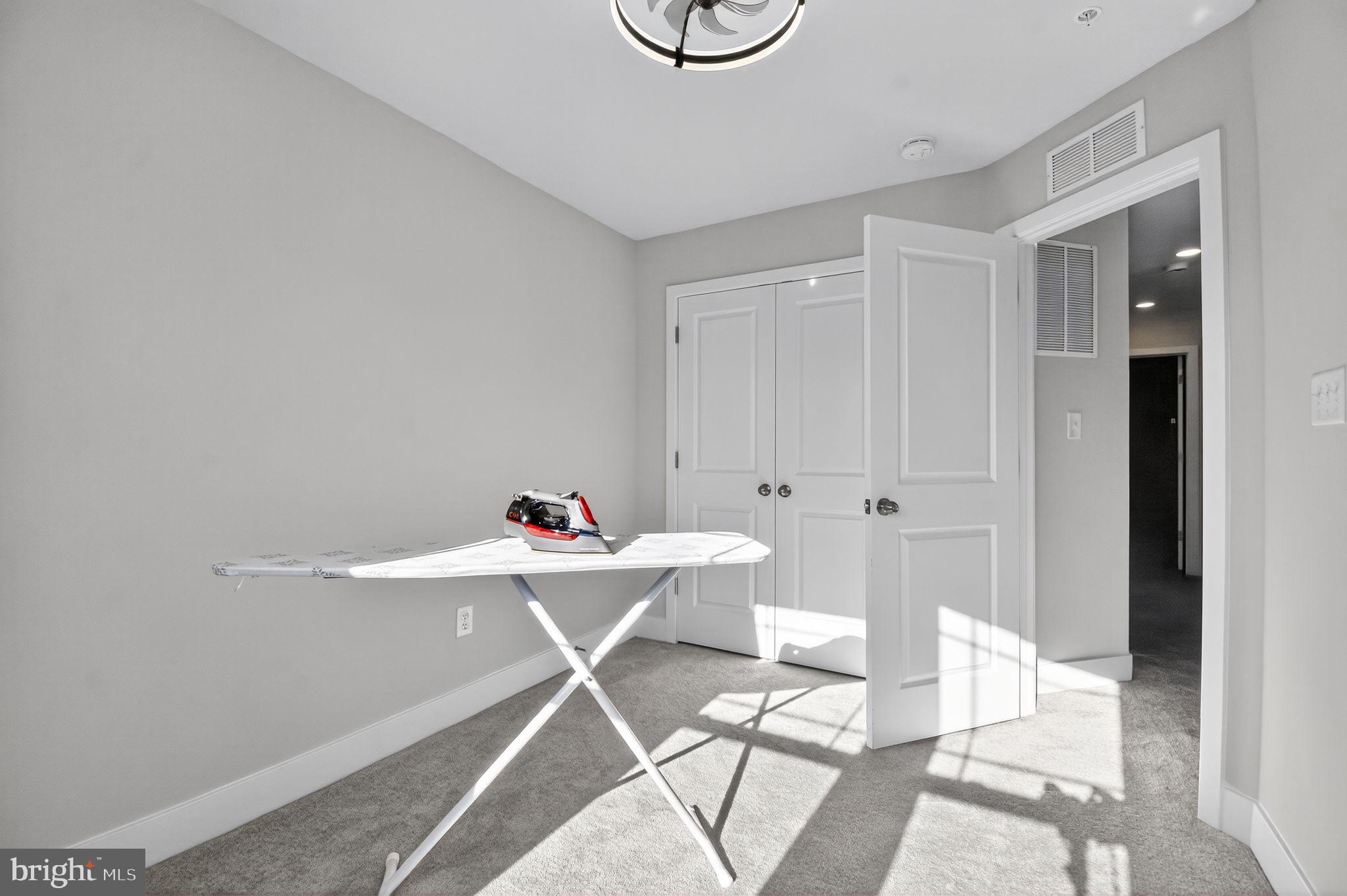 BRYANS ROAD - Residential Lease