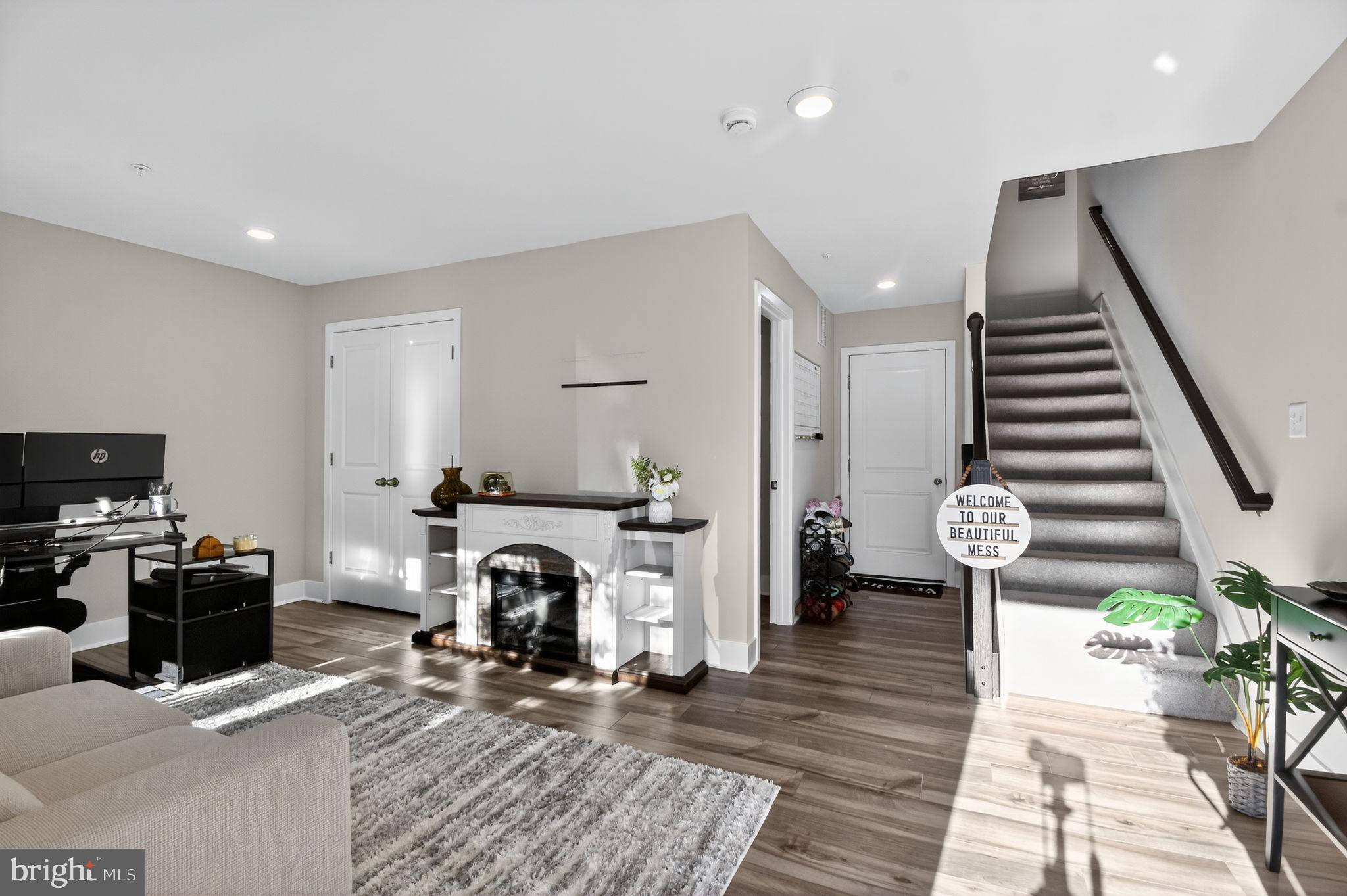 BRYANS ROAD - Residential Lease