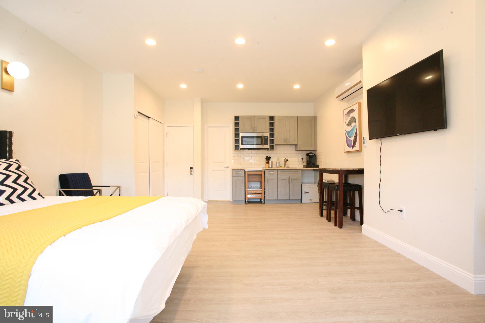 CENTER CITY - Residential