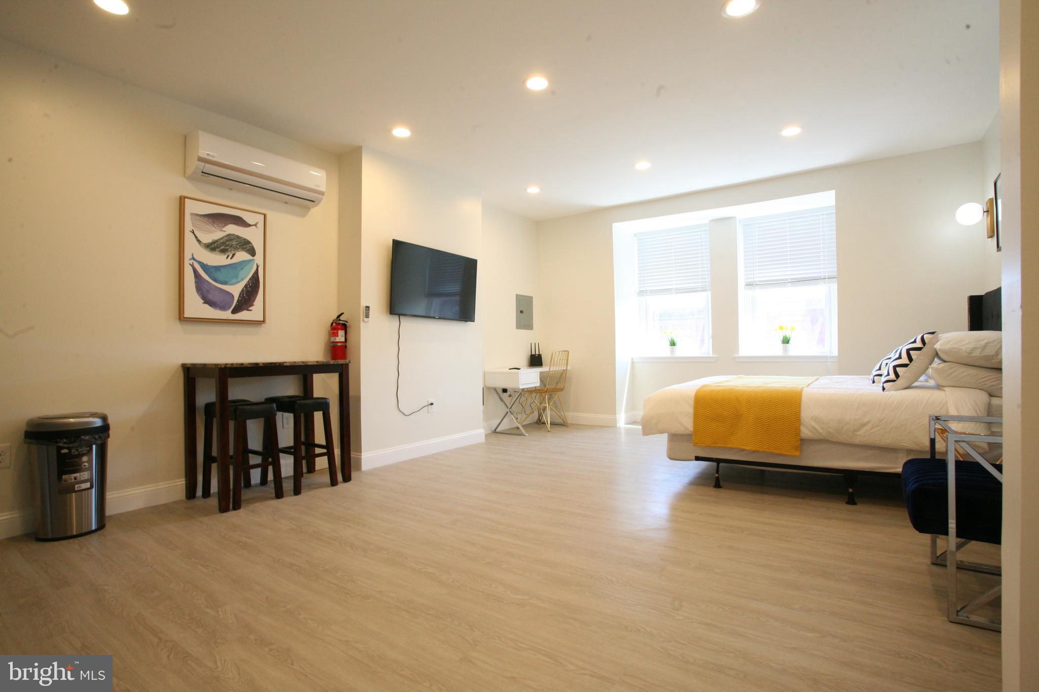 CENTER CITY - Residential