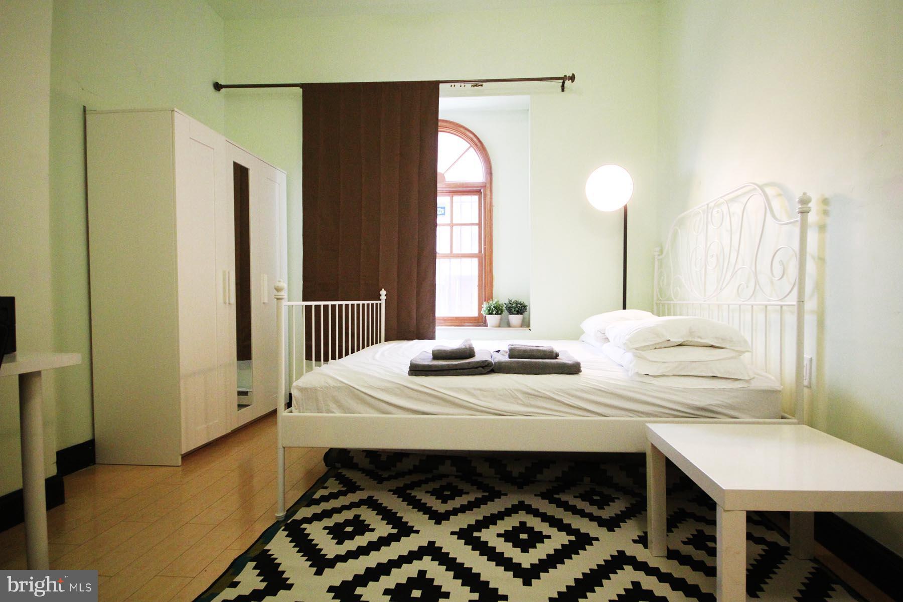 CENTER CITY - Residential
