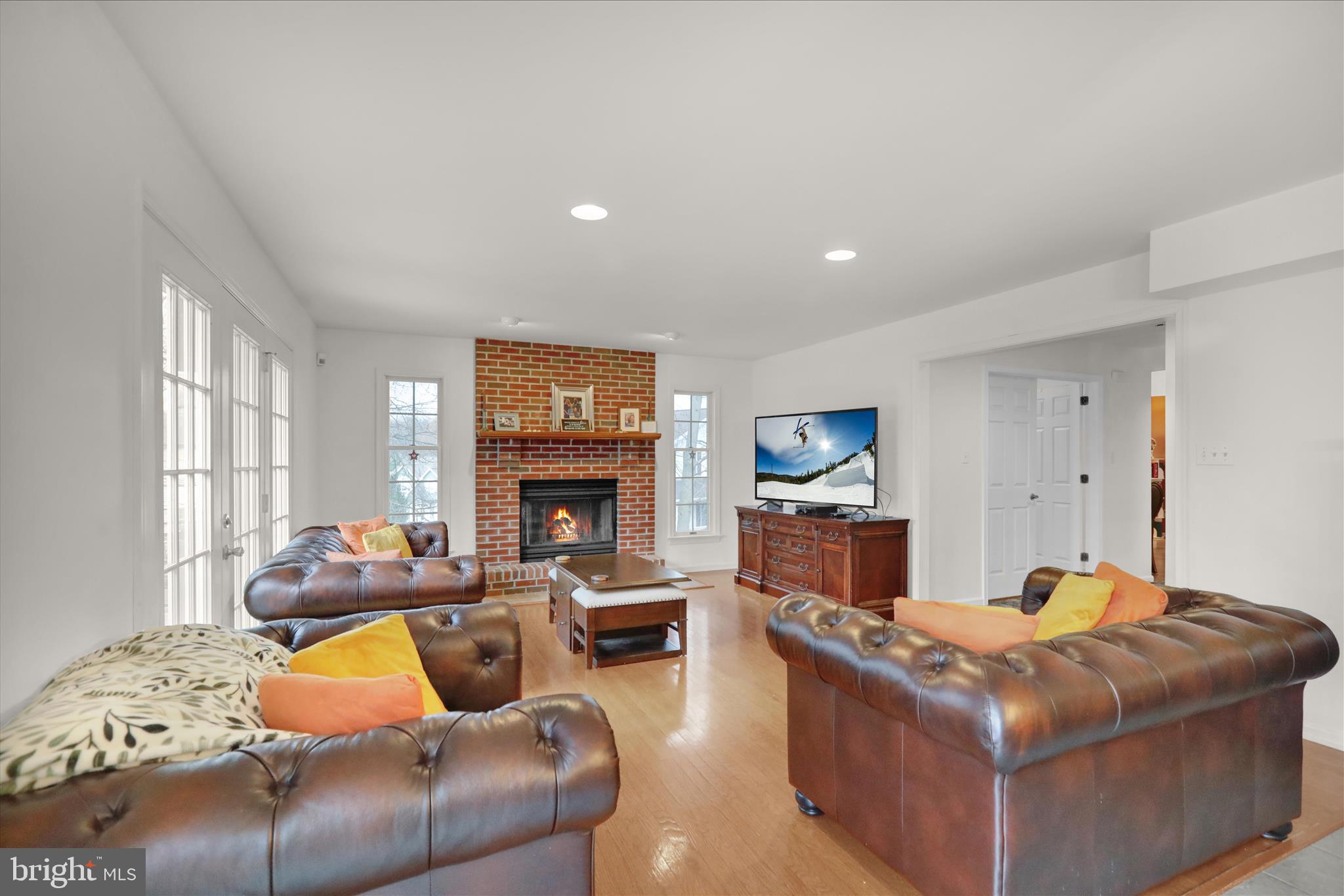 RIDGEVIEW - Residential