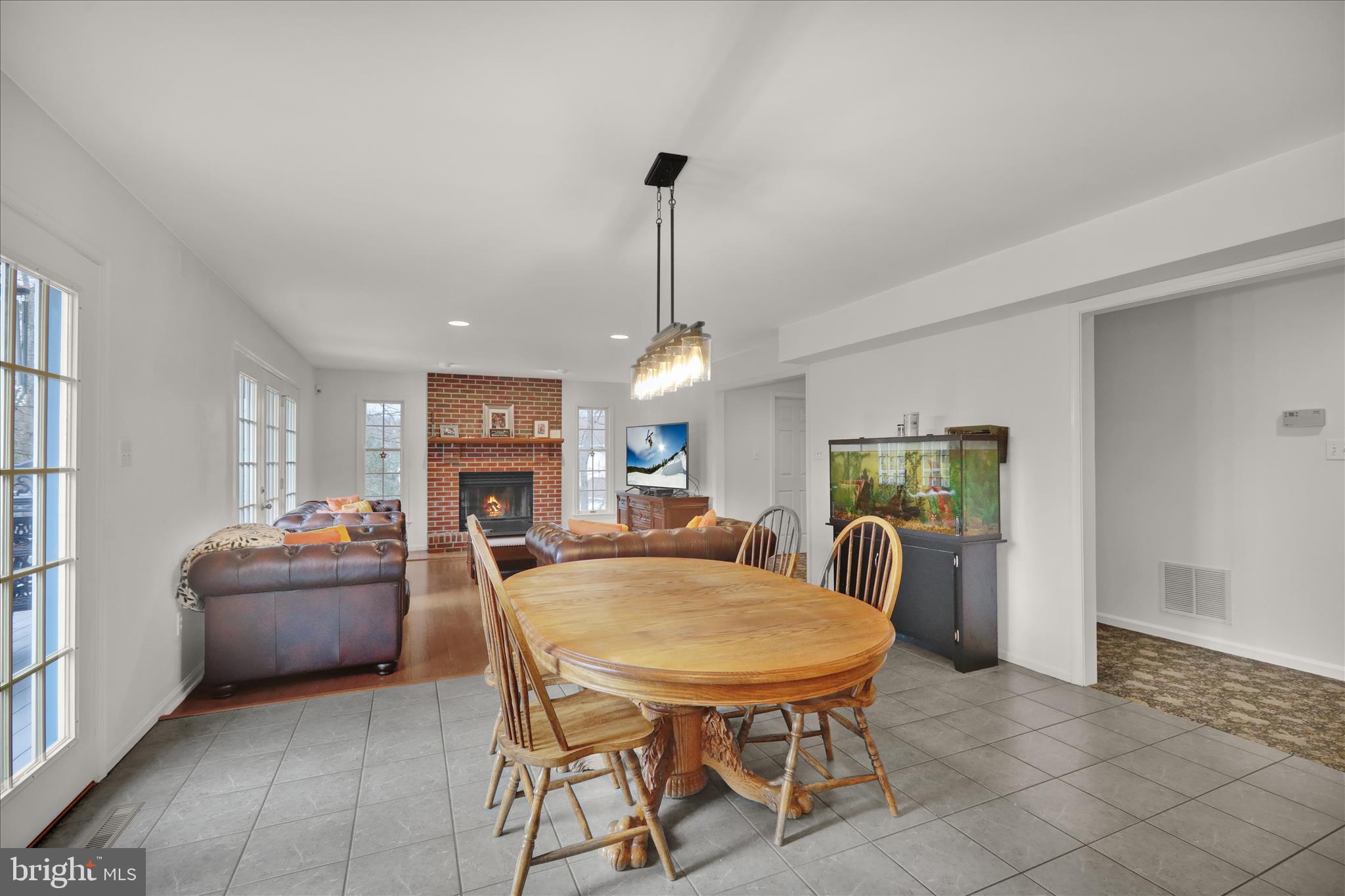 RIDGEVIEW - Residential