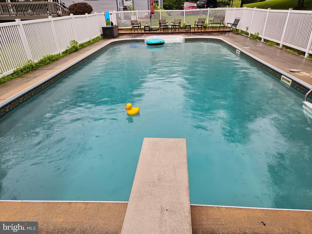 RIDGEVIEW - Residential