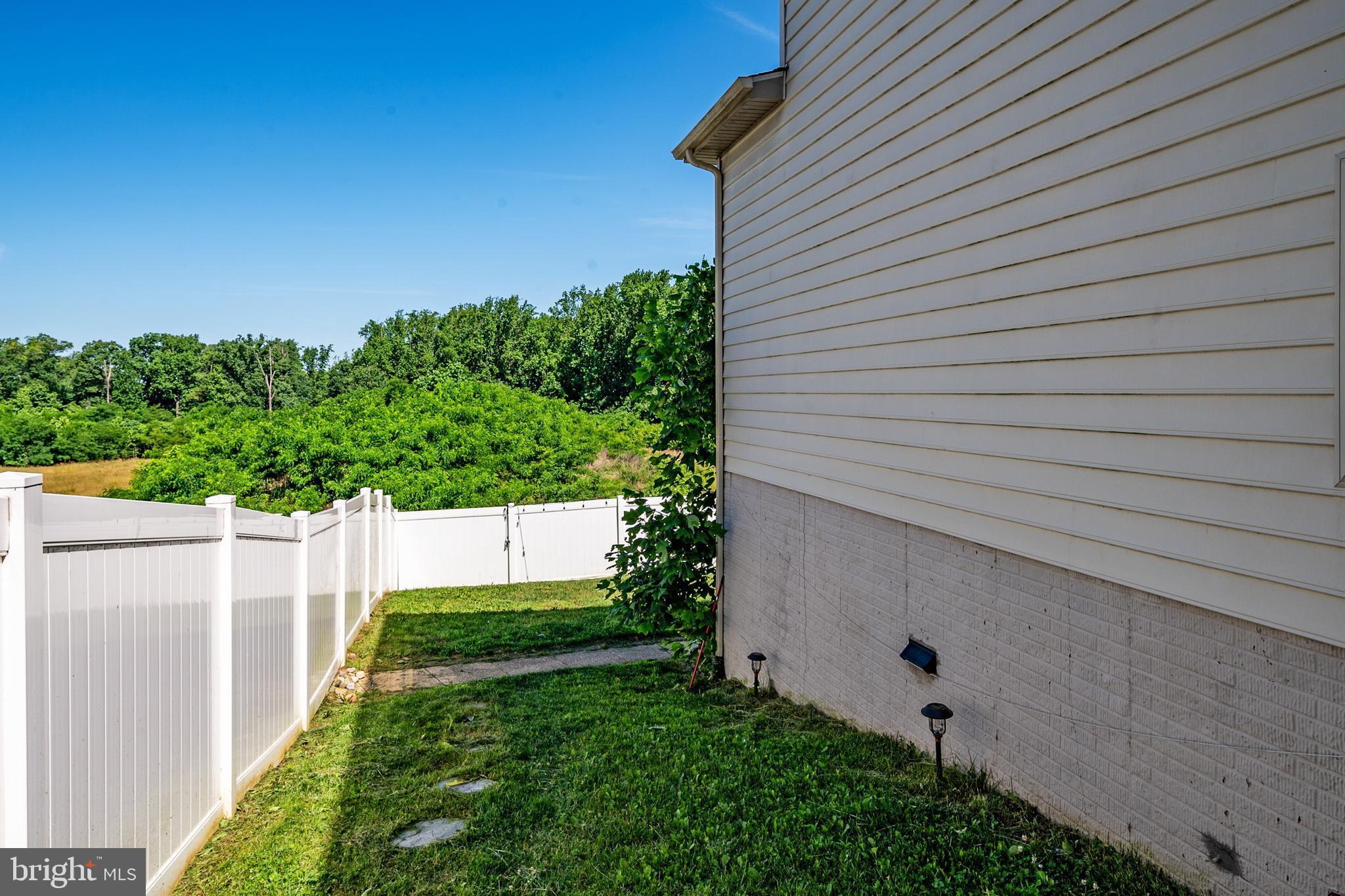 WOODMORE TOWNE CENTRE - Residential