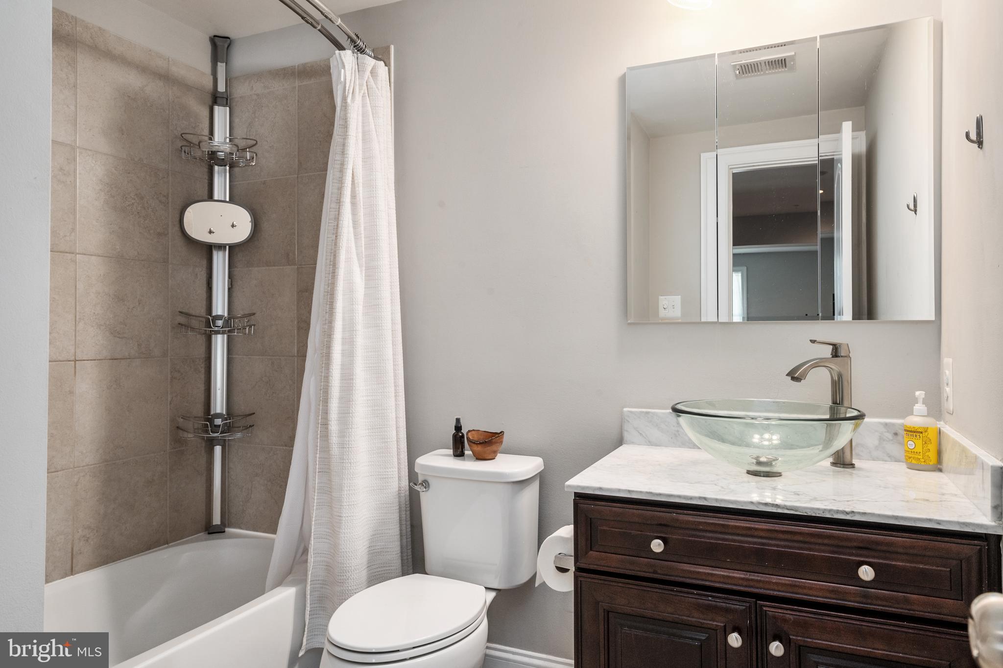 WOODMORE TOWNE CENTRE - Residential