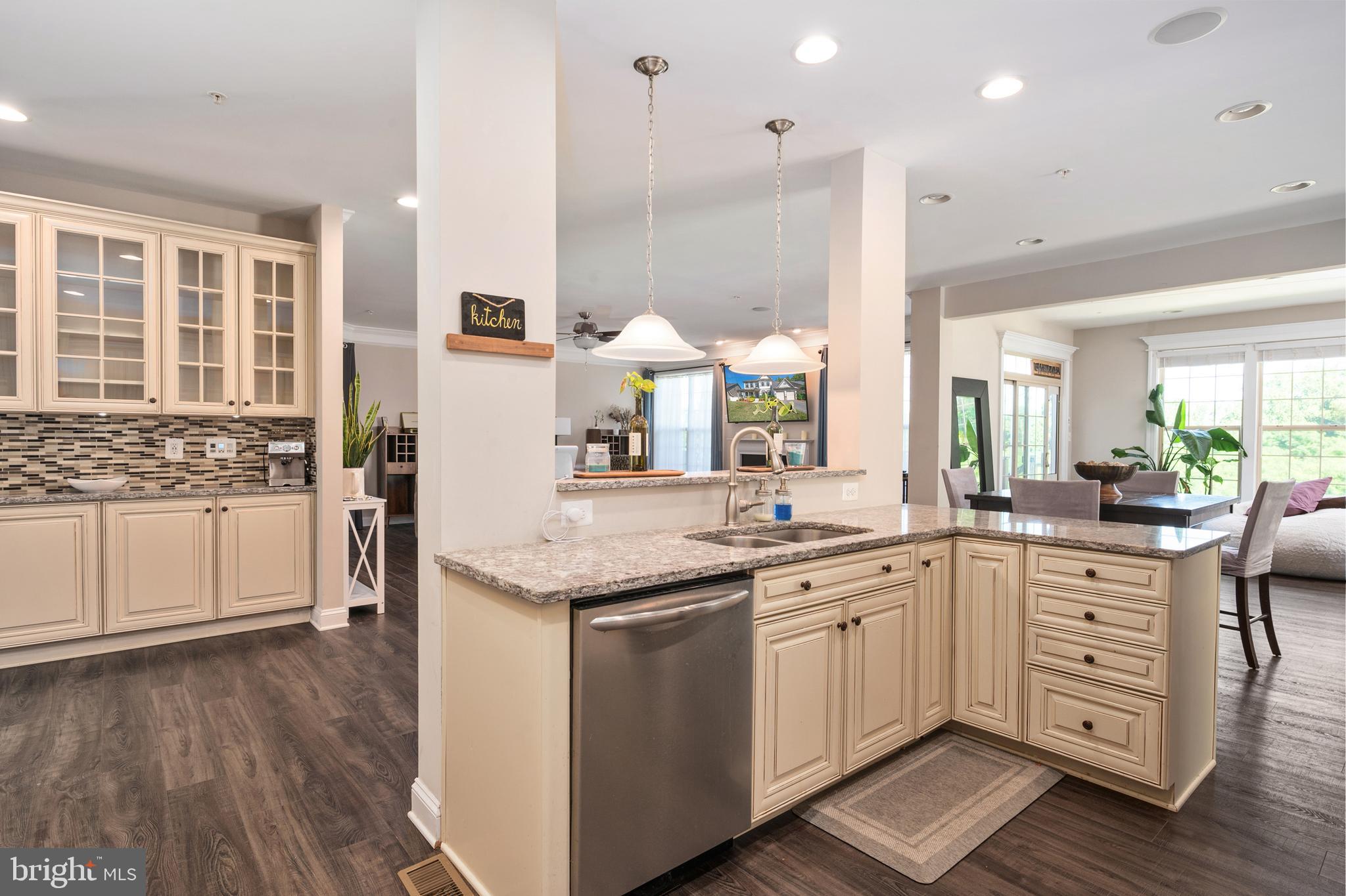 WOODMORE TOWNE CENTRE - Residential