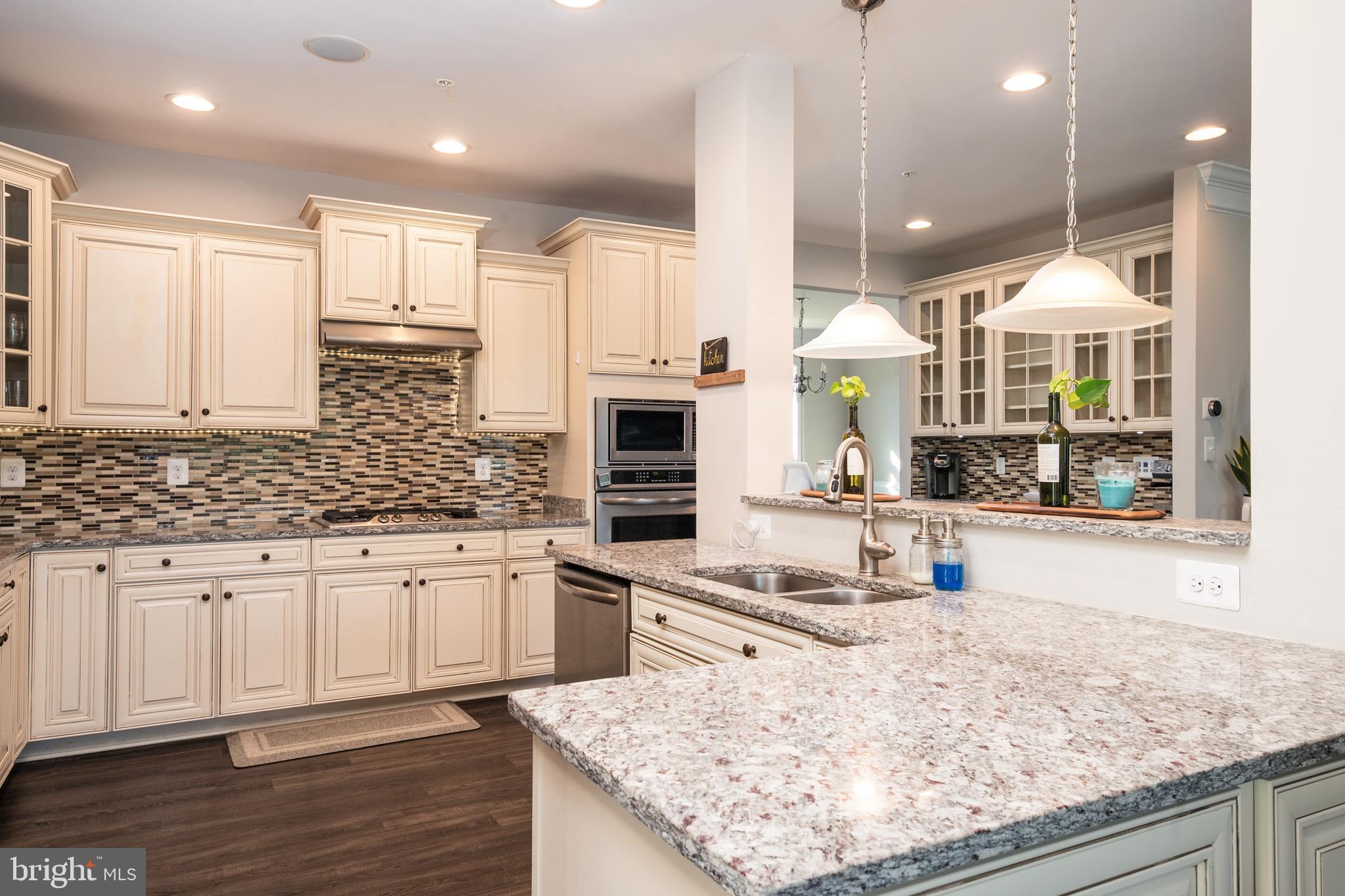 WOODMORE TOWNE CENTRE - Residential