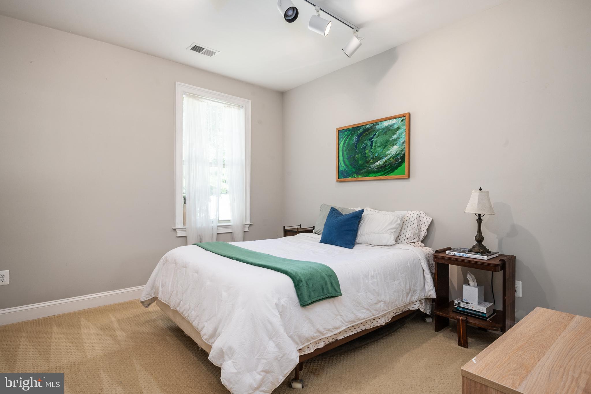 WOODMORE TOWNE CENTRE - Residential