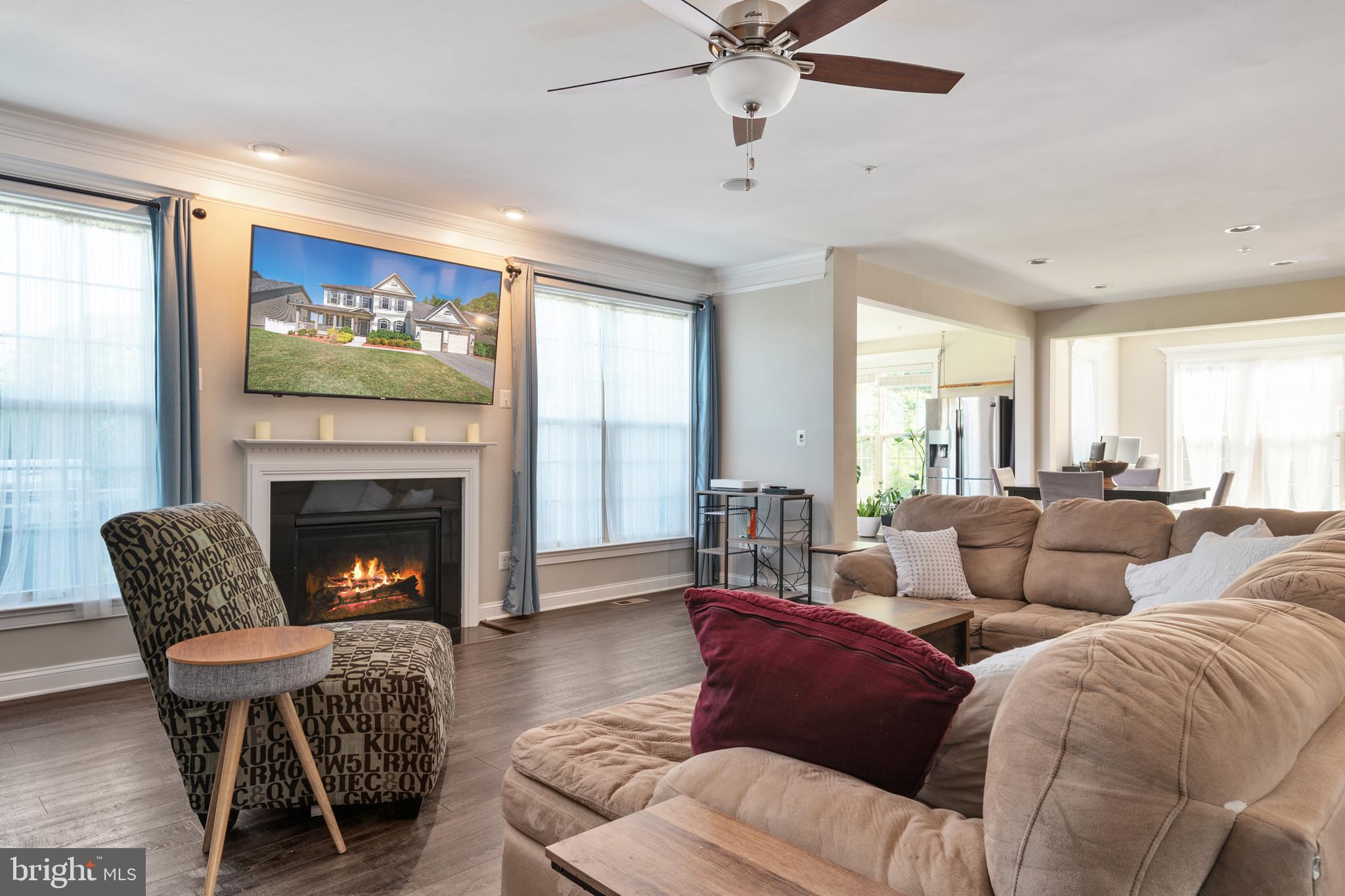 WOODMORE TOWNE CENTRE - Residential