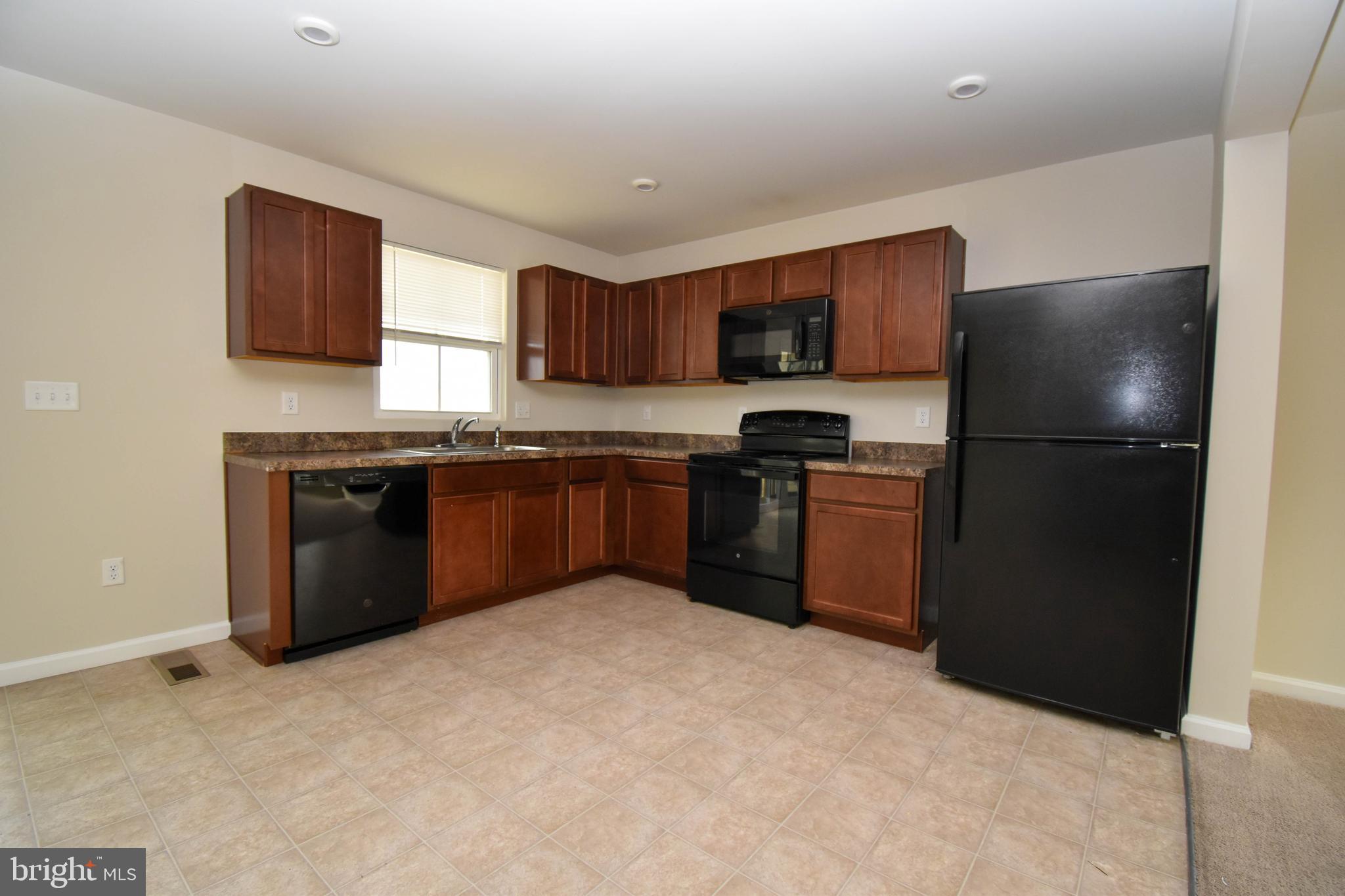 BROOKSTONE TRACE - Residential