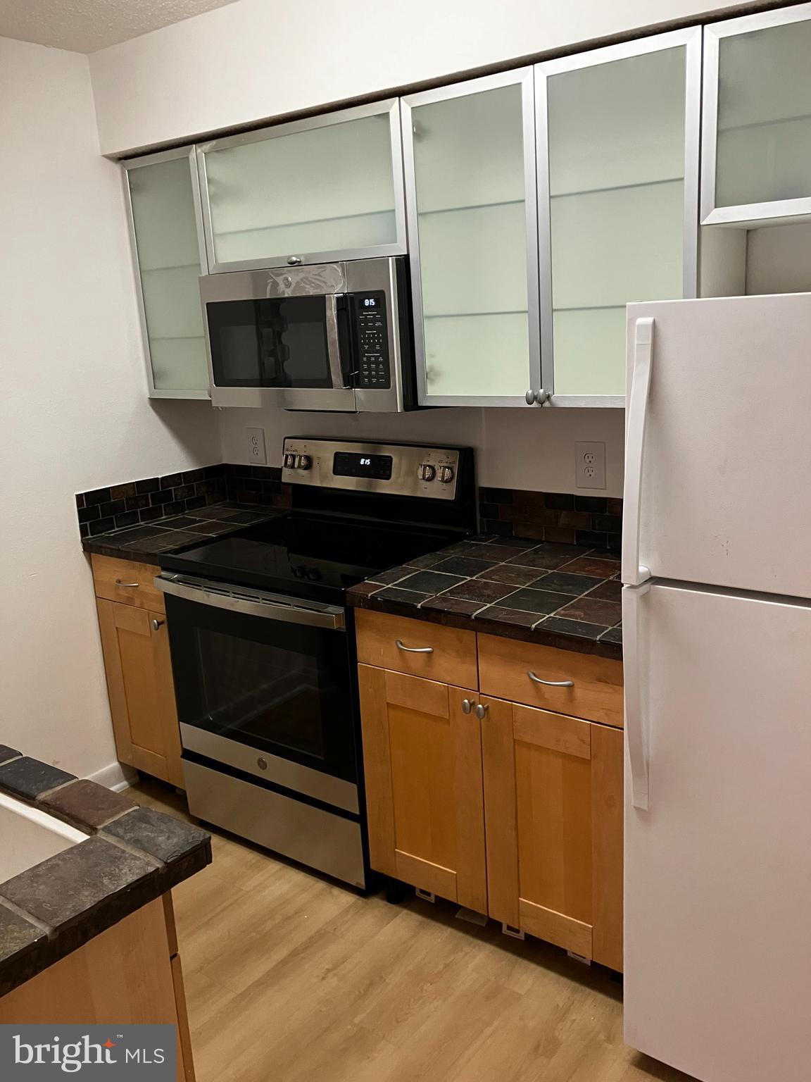 FOUNTAINS AT MCLEAN - Residential Lease