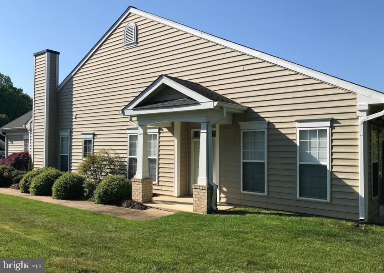 272 WILLIAMSBURG CIRCLE