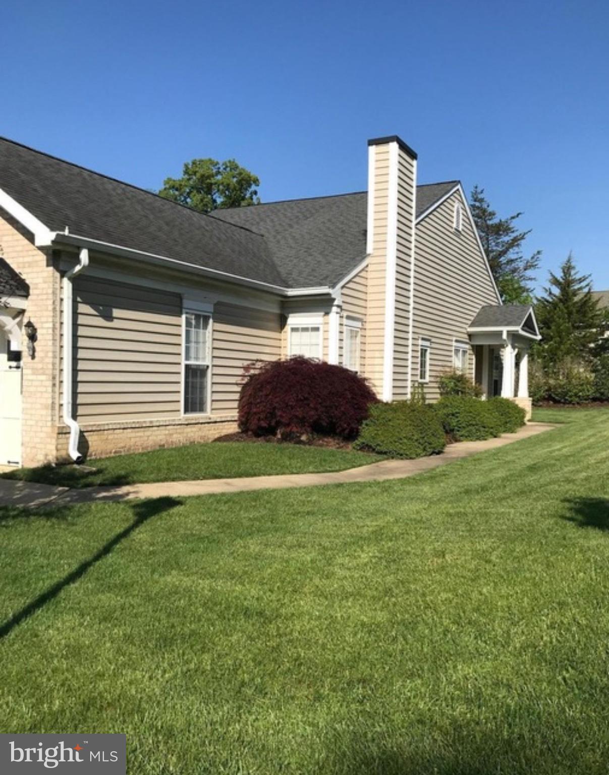 272 WILLIAMSBURG CIRCLE