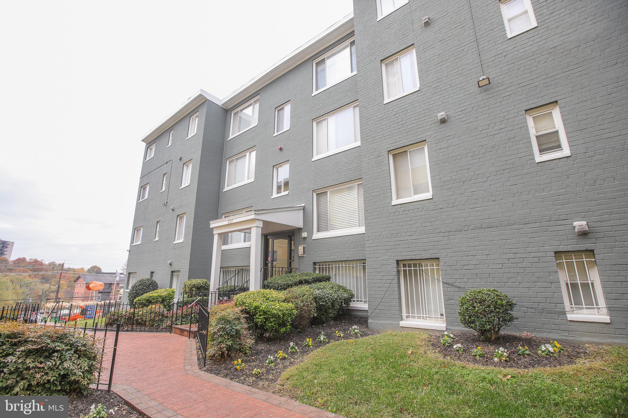 717 BRANDYWINE STREET SE 303