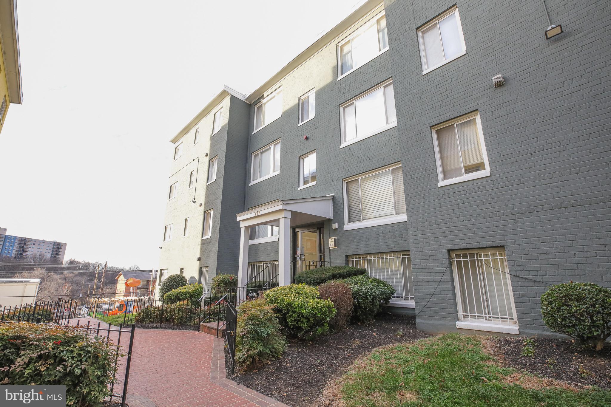 717 BRANDYWINE STREET SE 303