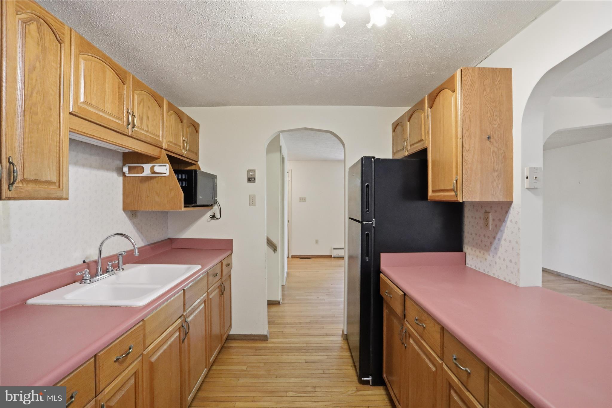 633 HALTERMAN DRIVE