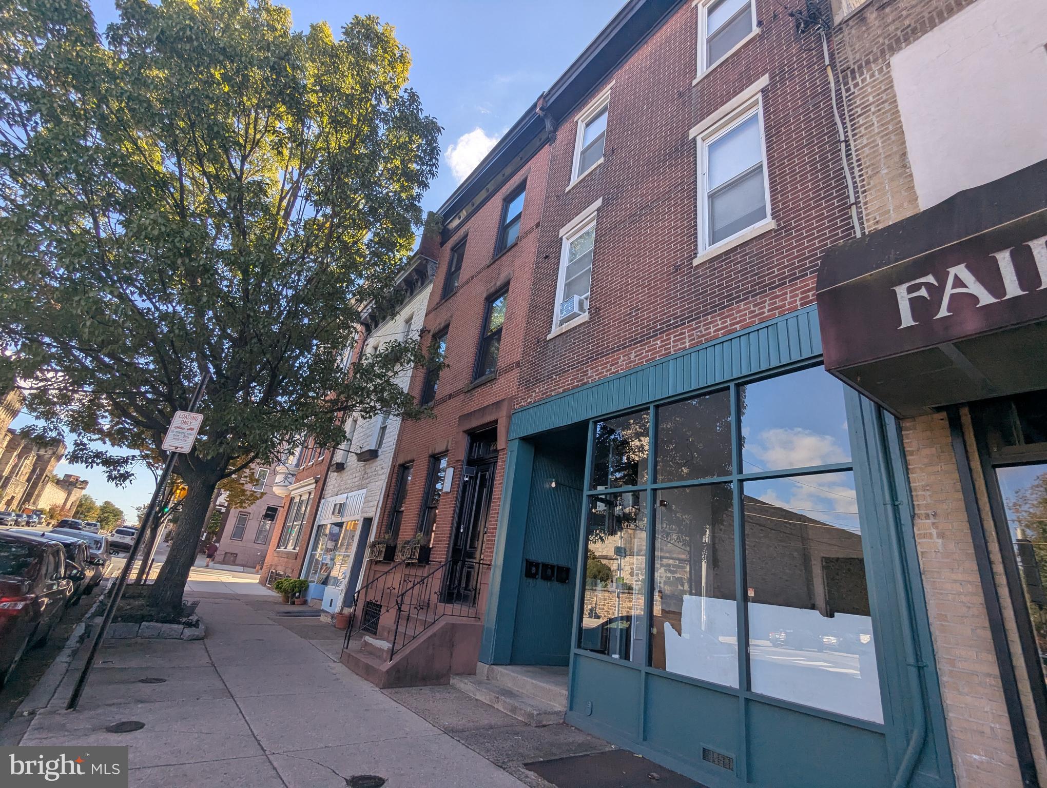 FAIRMOUNT - Residential Lease