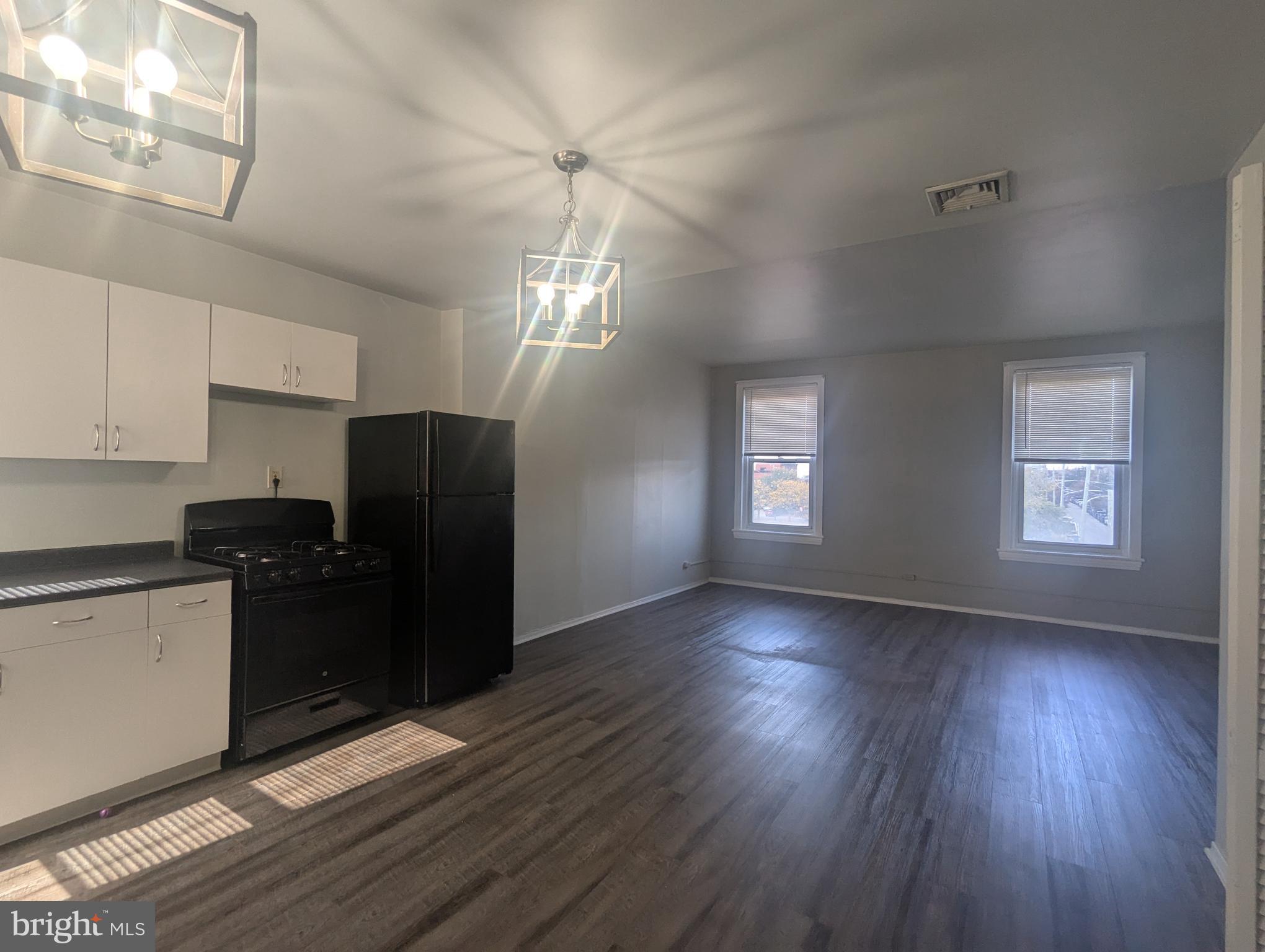 FAIRMOUNT - Residential Lease