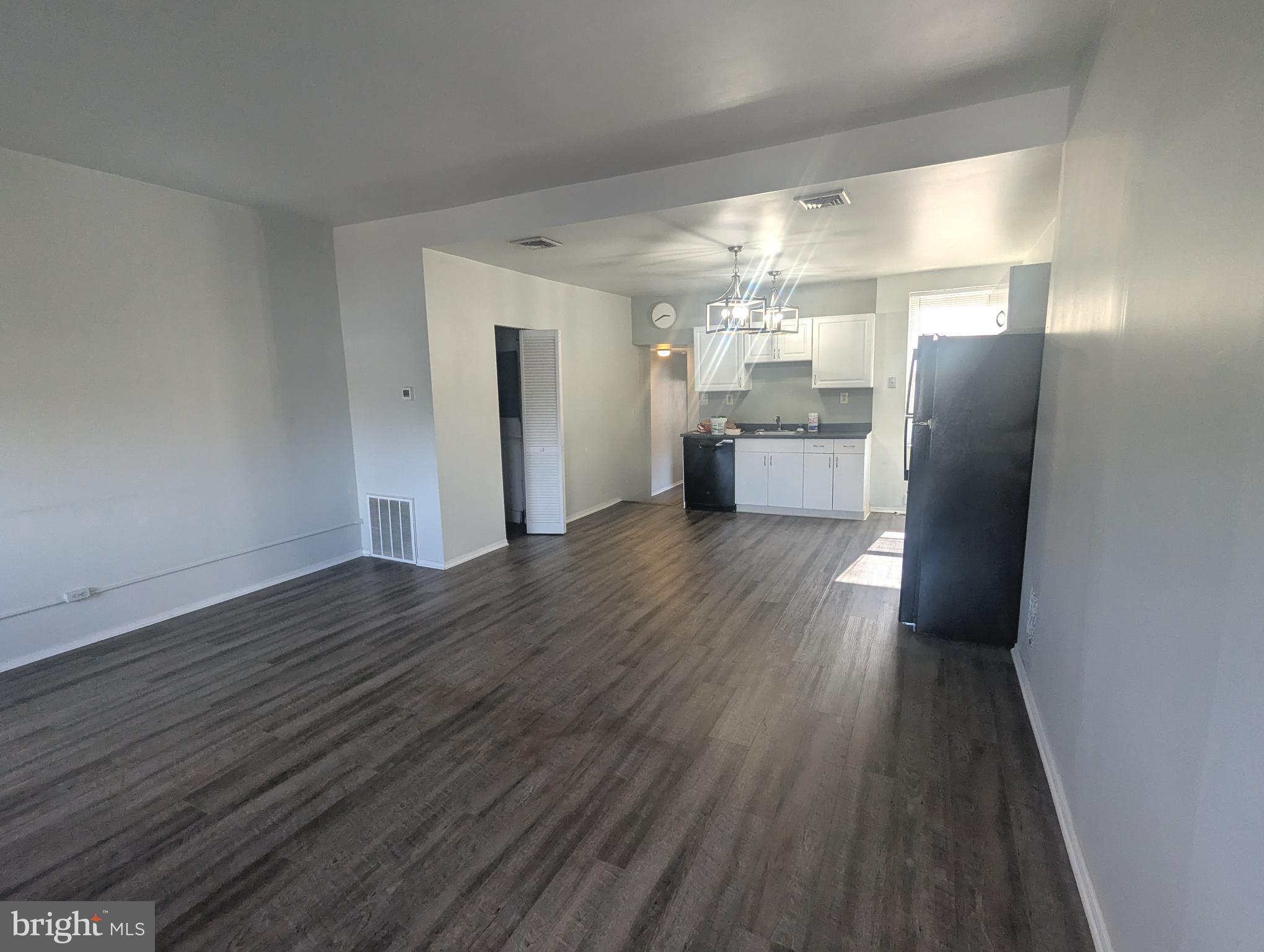 FAIRMOUNT - Residential Lease