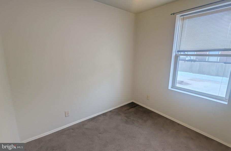 FAIRMOUNT - Residential Lease