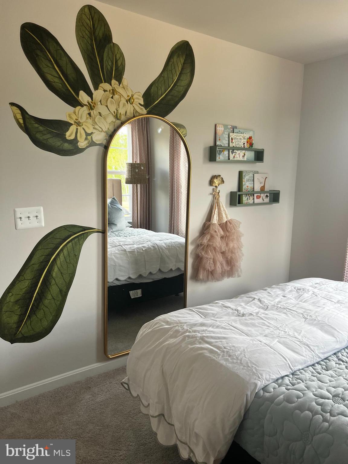 SENSENY VILLAGE - Residential Lease