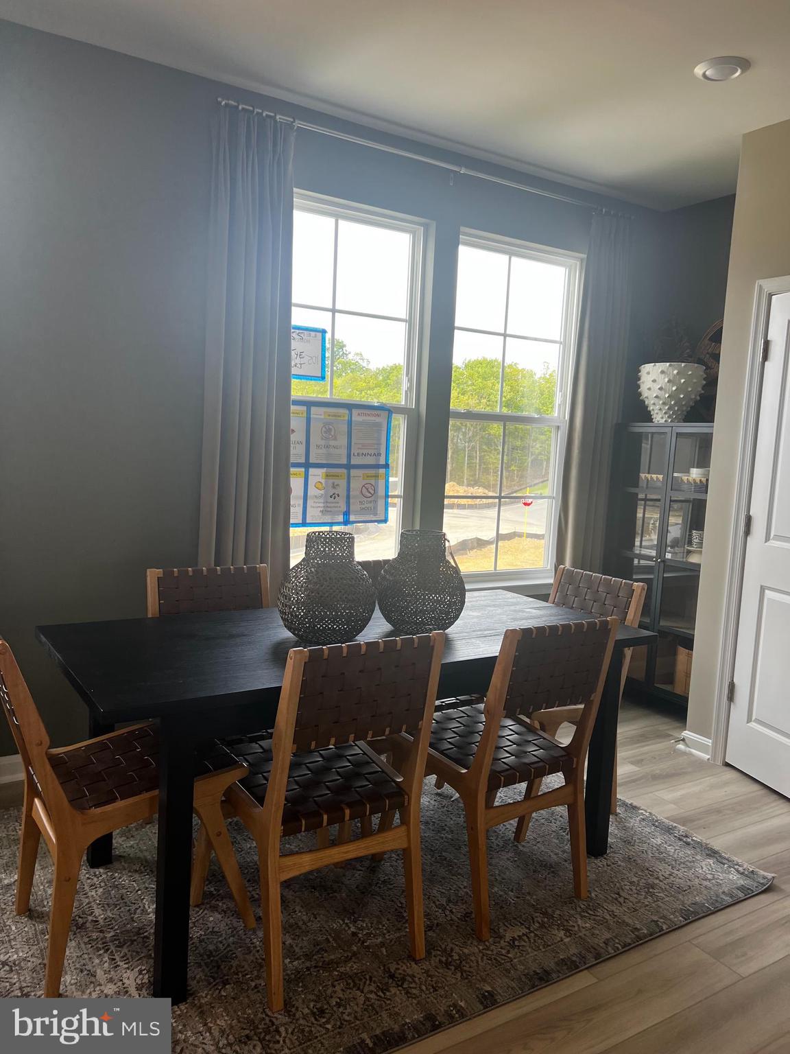 SENSENY VILLAGE - Residential Lease