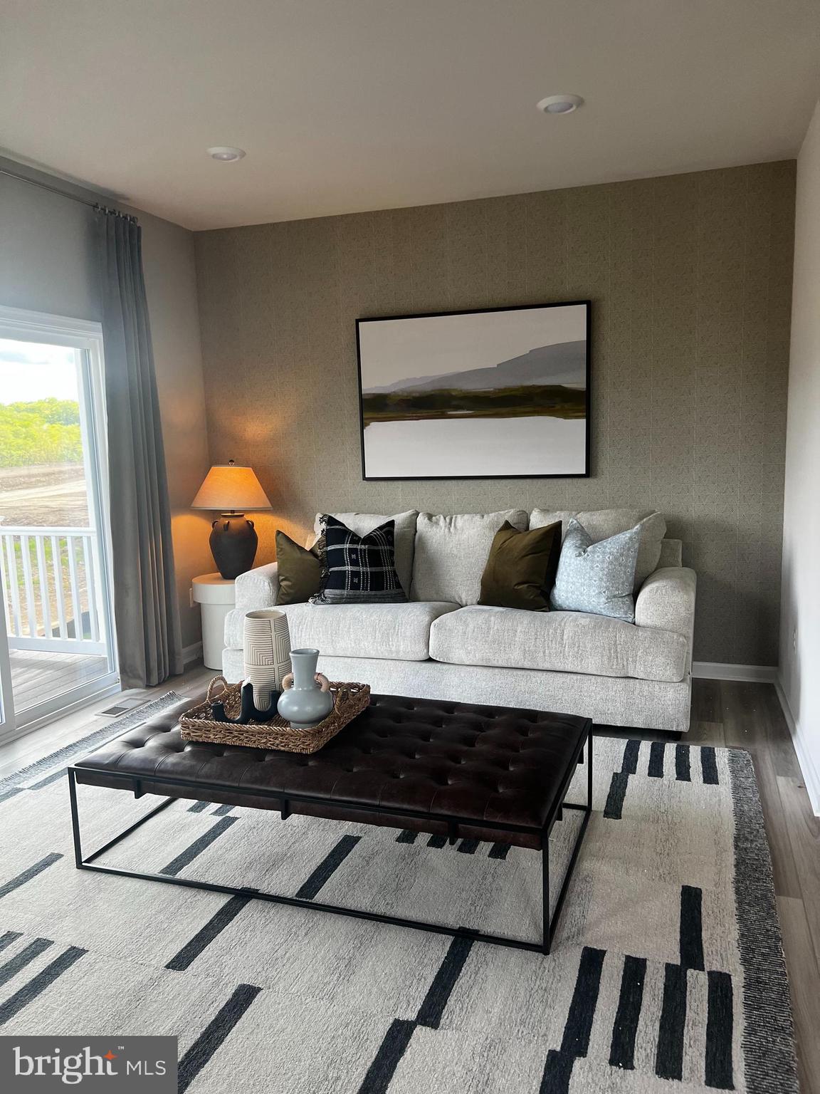 SENSENY VILLAGE - Residential Lease