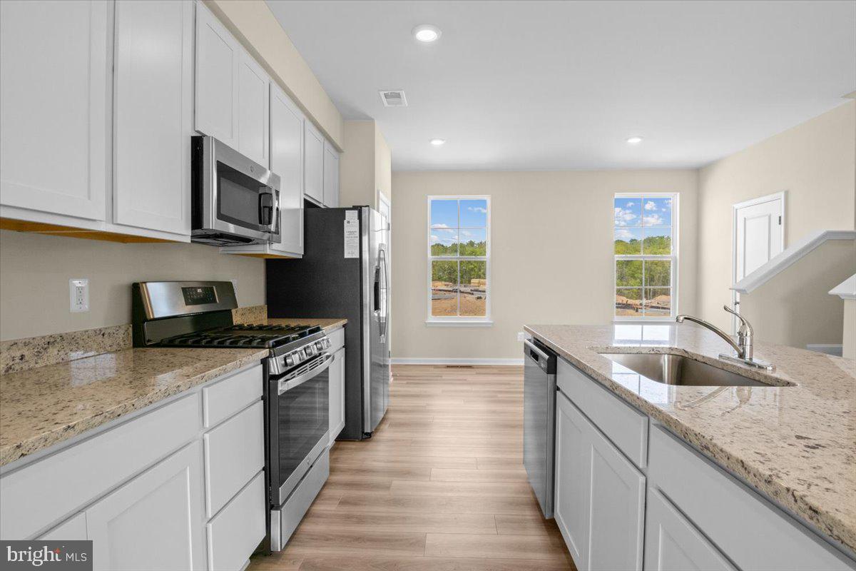 SENSENY VILLAGE - Residential Lease