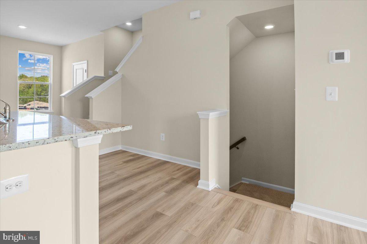 SENSENY VILLAGE - Residential Lease