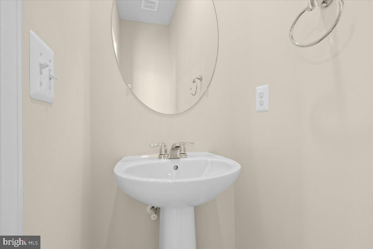 SENSENY VILLAGE - Residential Lease