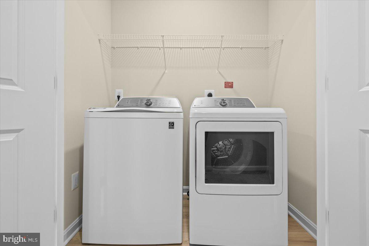 SENSENY VILLAGE - Residential Lease