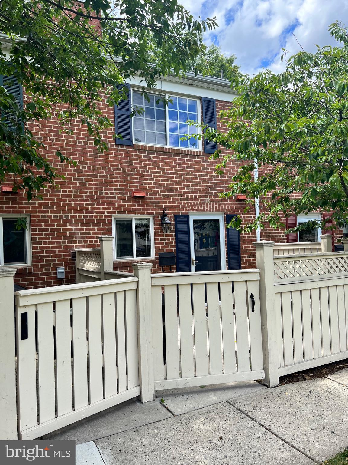 PARKSIDE AT ALEXANDRIA - Residential