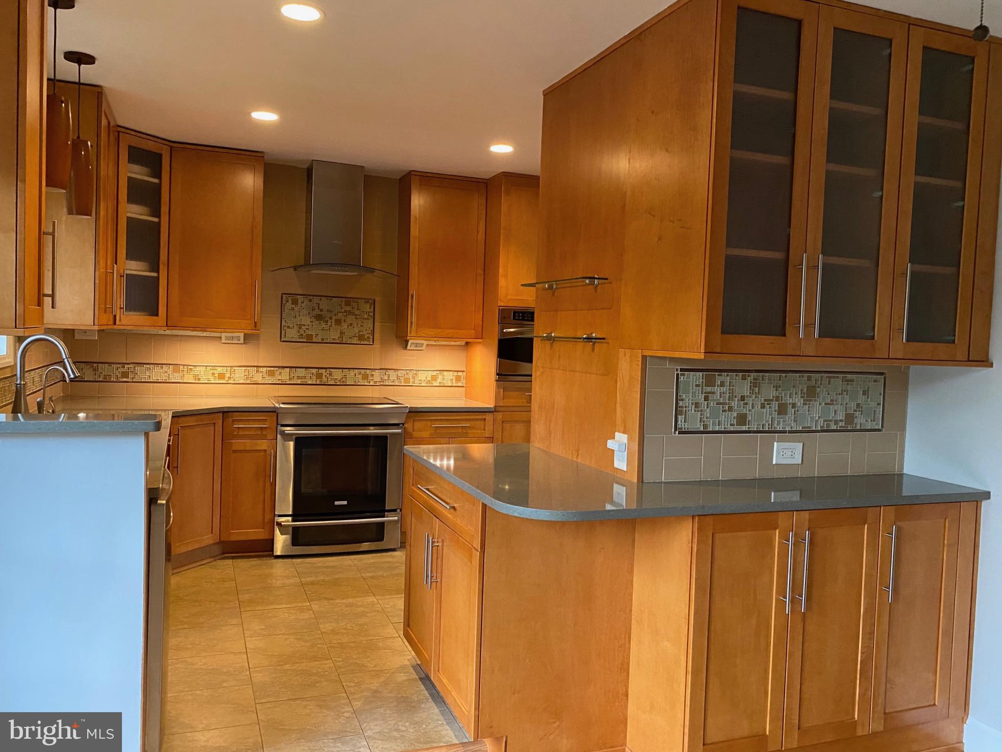 FERNWOOD - Residential Lease