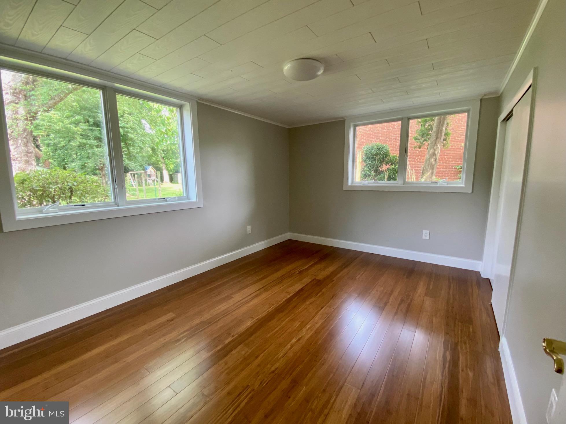 FERNWOOD - Residential Lease