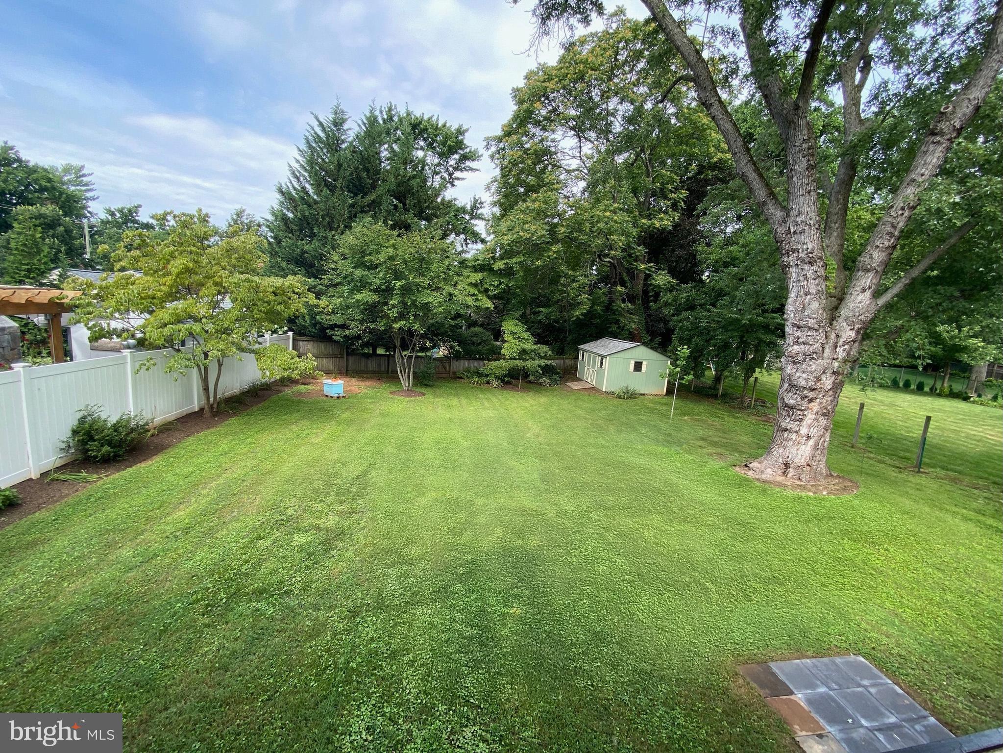 FERNWOOD - Residential Lease