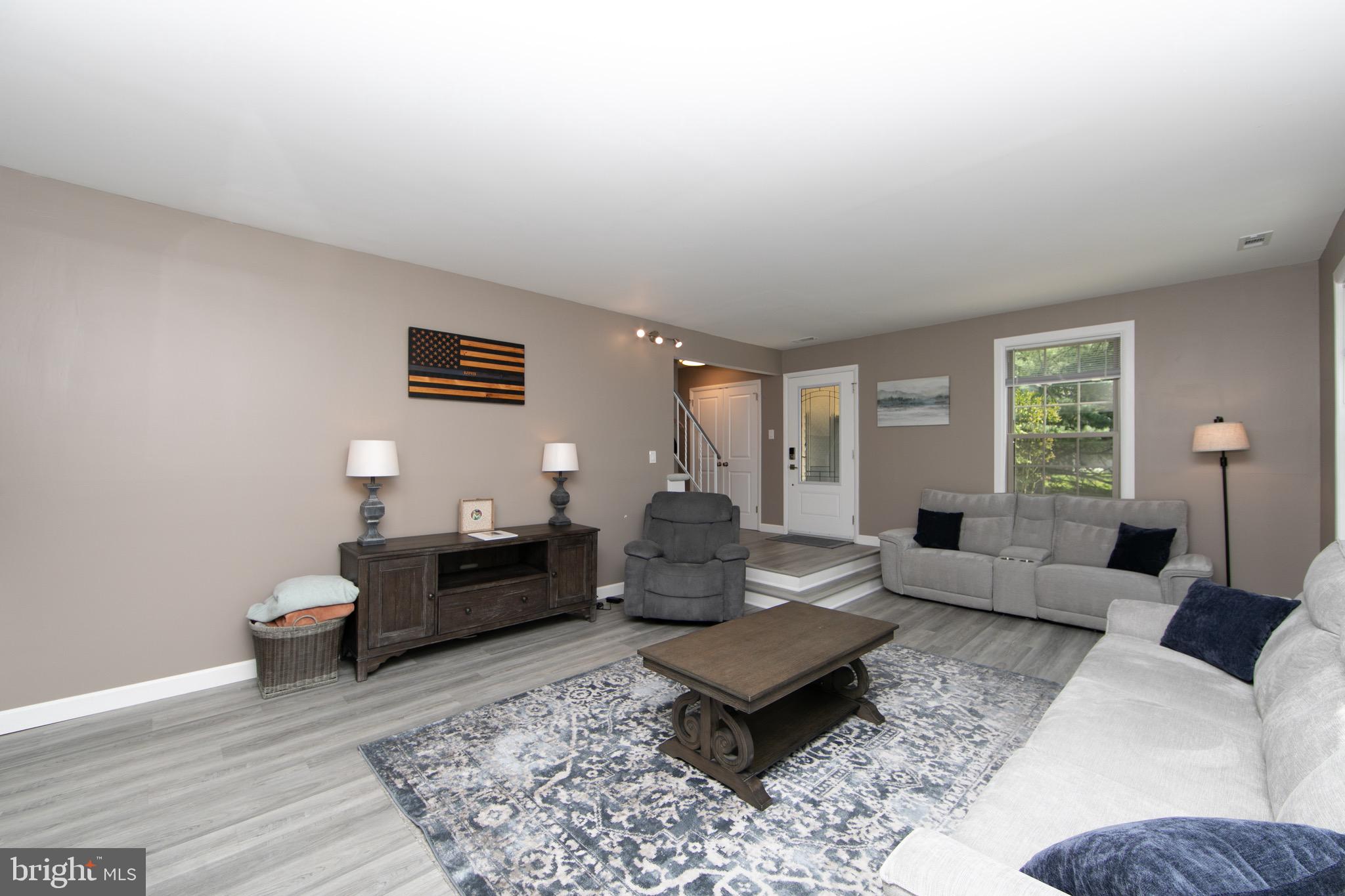 36 BRETSHIRE COURT