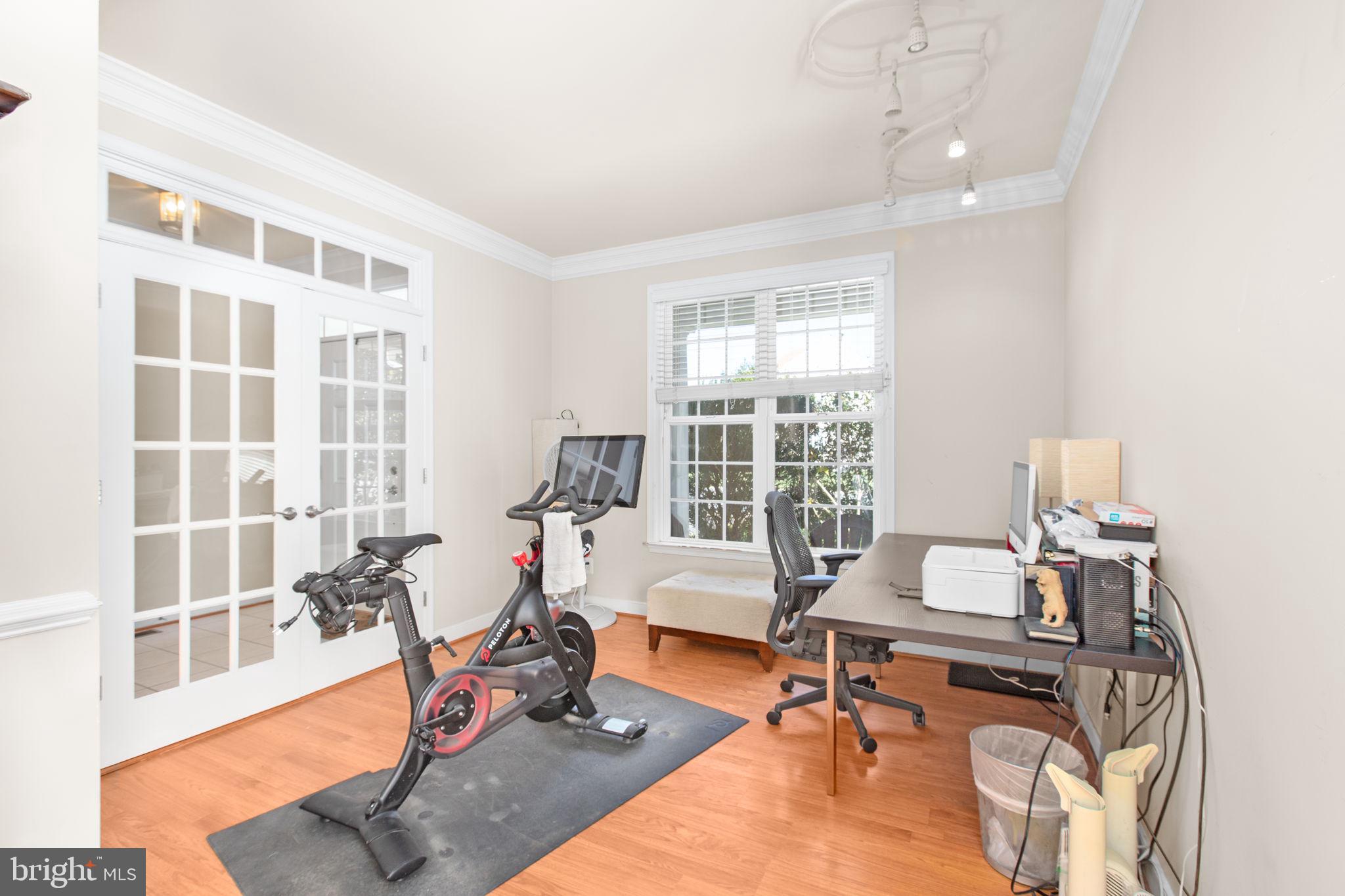 CHATHAM VILLAGE - Residential