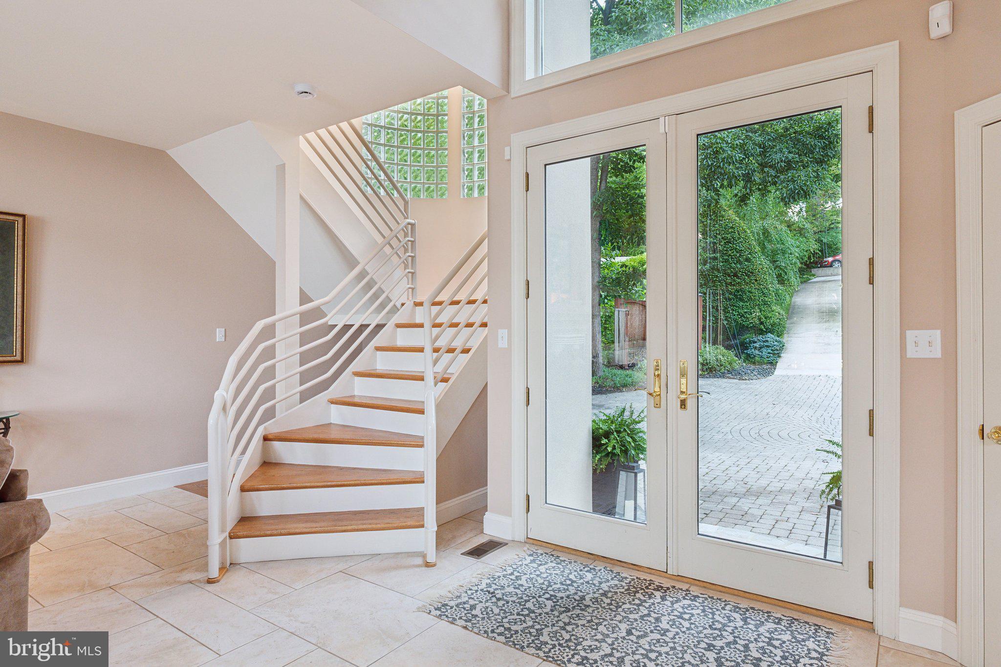 SEVERNA PARK - Residential