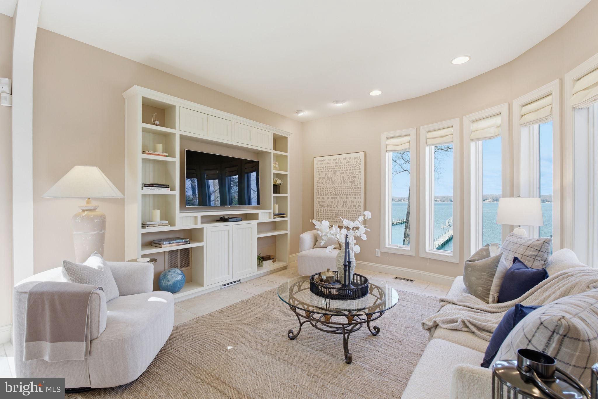 SEVERNA PARK - Residential