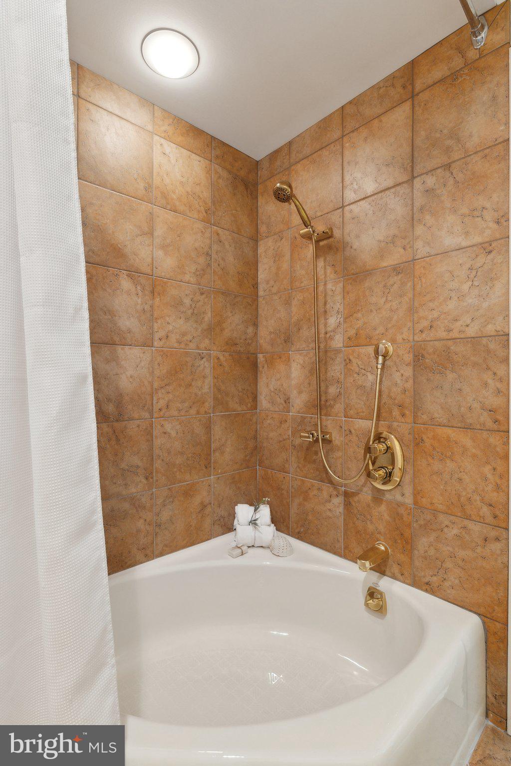 SEVERNA PARK - Residential