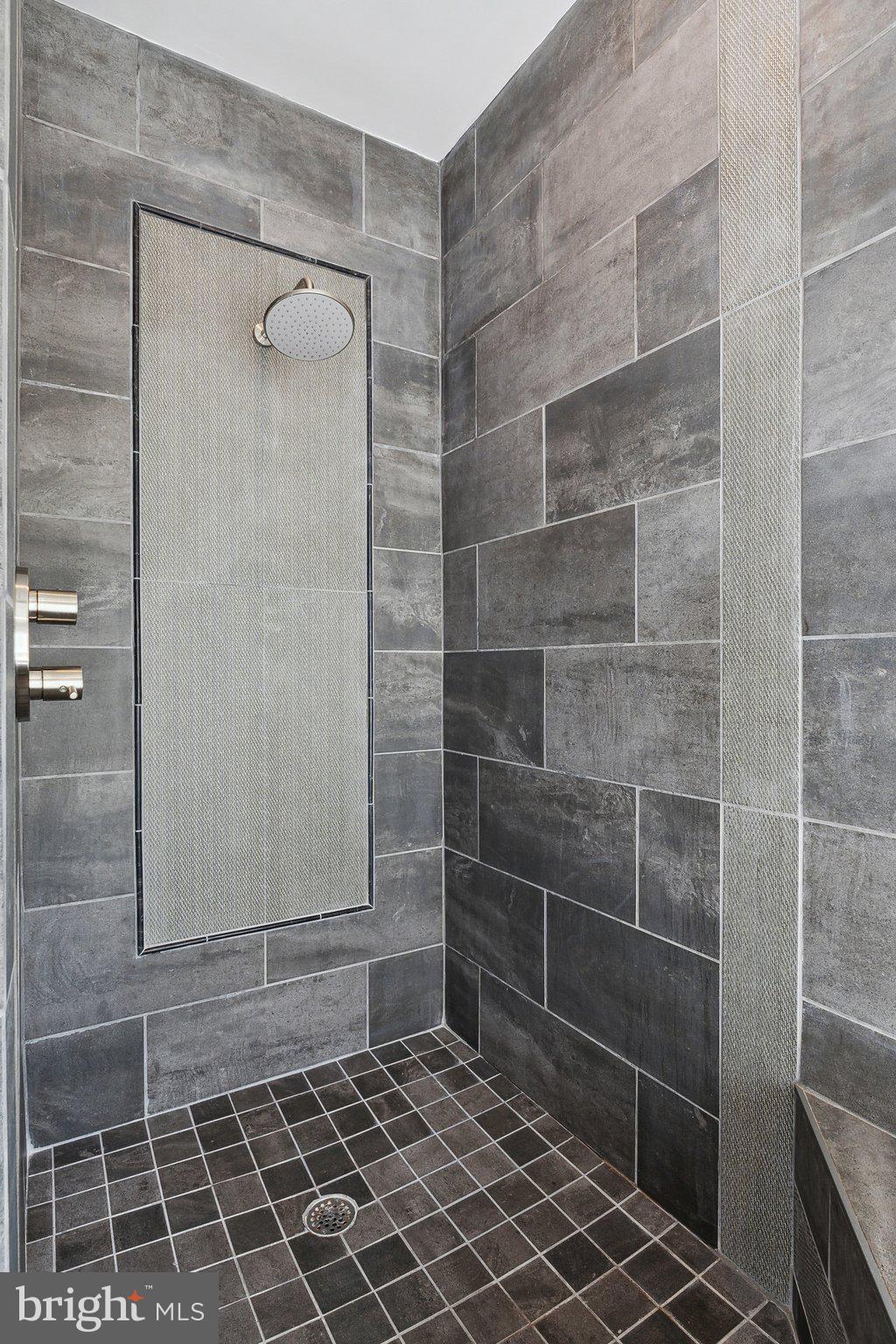 SEVERNA PARK - Residential