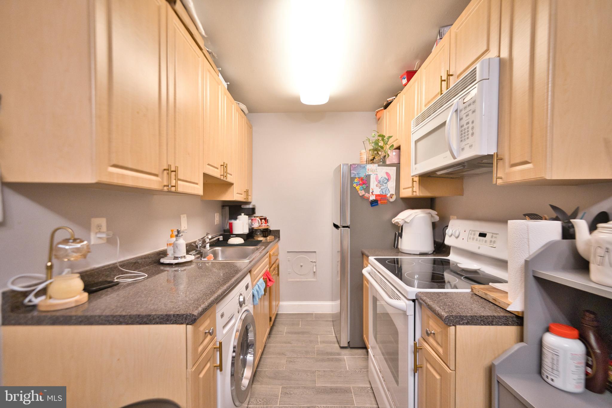 THE FAIRMONT 5601 CONDO - Residential