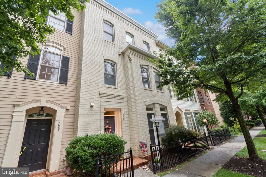 BEAUTIFULLY FINISHED 3 LEVEL TOWNHOUSE W/ 2 CAR DETACHED GARAGE AND ENCLOSE BACKYARD IN  MAPLE LAWN. 

OPEN FLOOR PLAN WITH LARGE KITCHEN, GRANITE COUNTERTOP/ISLAND, OPENING TO DINING AND LIVING AREA FEATURING GAS FIREPLACE.

MASTER SUITE ON WHOLE UPPER LEVEL 1 FEATURING A SPACIOUS BEDROOM, SITTING AREA, LARGE WALK-IN CLOSET, AND EN SUITE BATH WITH LARGE SOAKING TUB, SEPARATE SHOWERS AND DUAL VANITY.

UPPER LEVEL 2 WITH 2 LARGE BEDROOMS W/ ITS OWN FULL BATHS AND LIVING AREA. 

ENJOY ALL THE FABULOUS AMENITY OF THIS HIGHLY SOUGHT-AFTER COMMUNITY LIKE PLAYGROUND, FITNESS ROOM, BASKETBALL AND TENNIS COURTS, SWIMMING POOL, AND WALKING TRAILS, AS WELL AS LOCAL DINING AND SHOPPING. 

JUST MINUTES AWAY FROM MAJOR COMMUTER HIGHWAYS FOR EASY ACCESS TO ALL SURROUNDING AREAS!